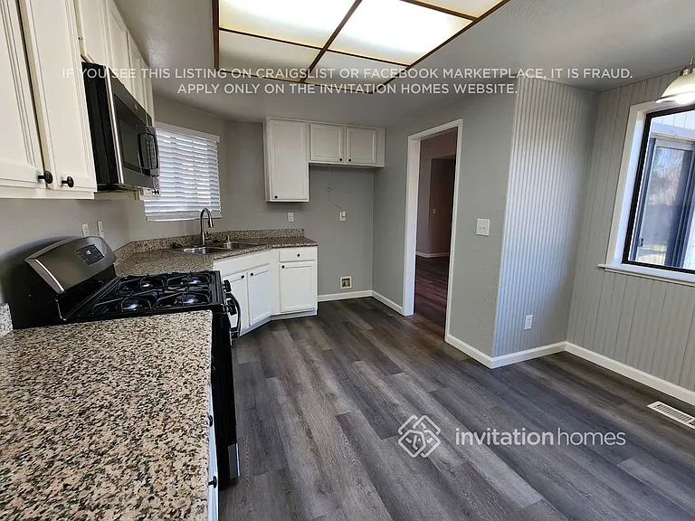 1401 Mandarin Ct — Photo 5
