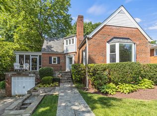 1900 Spruce Dr NW, Washington, DC