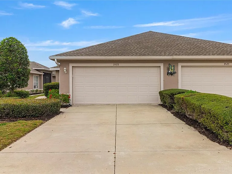 3533 Lakewood Blvd — Photo 2