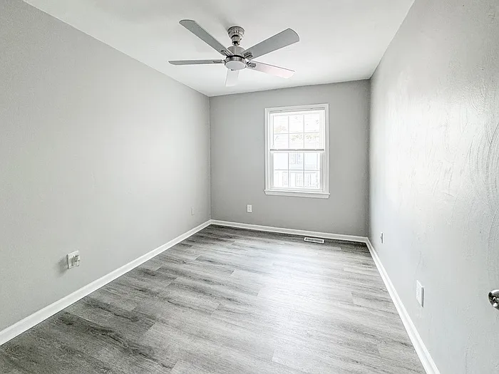 412 Kenley Rd — Photo 24