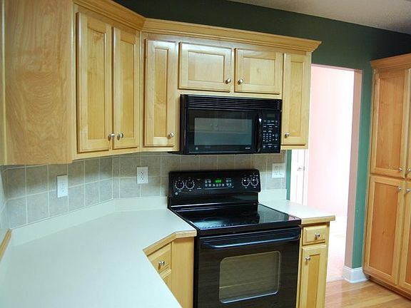 5th image of 3175 Glenloch Pl #3175
