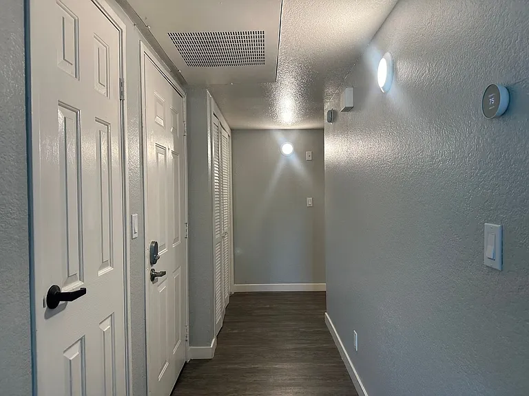 Corona Pointe Resort — Photo 260