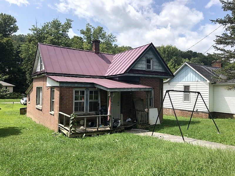 2nd image of 421 Tazewell Ave