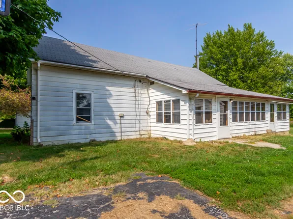 16814 N 150 E, Summitville, IN 46070