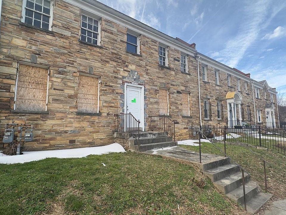 1st image of 1219 Simms Pl NE