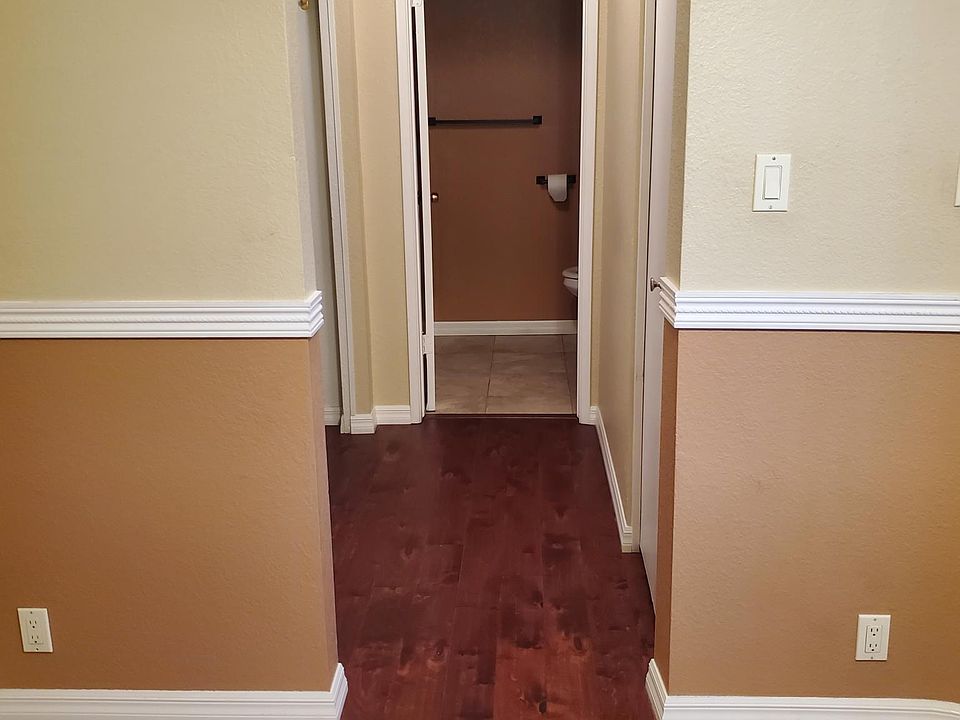 1st image of 432 W Blackhawk Dr Unit 6