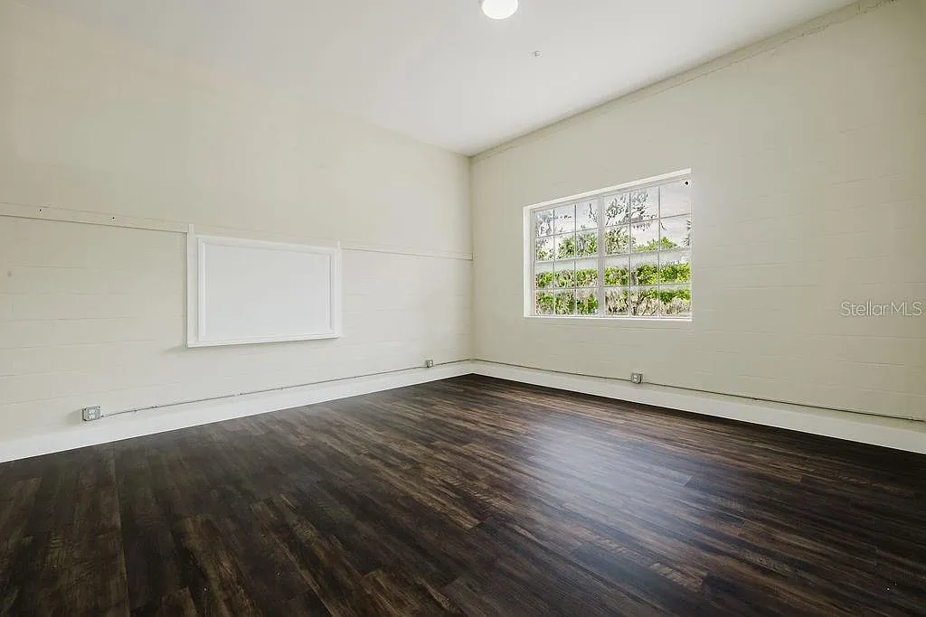 Studio, 1.0 bath, 500 sqft, $1,700 — Photo 4