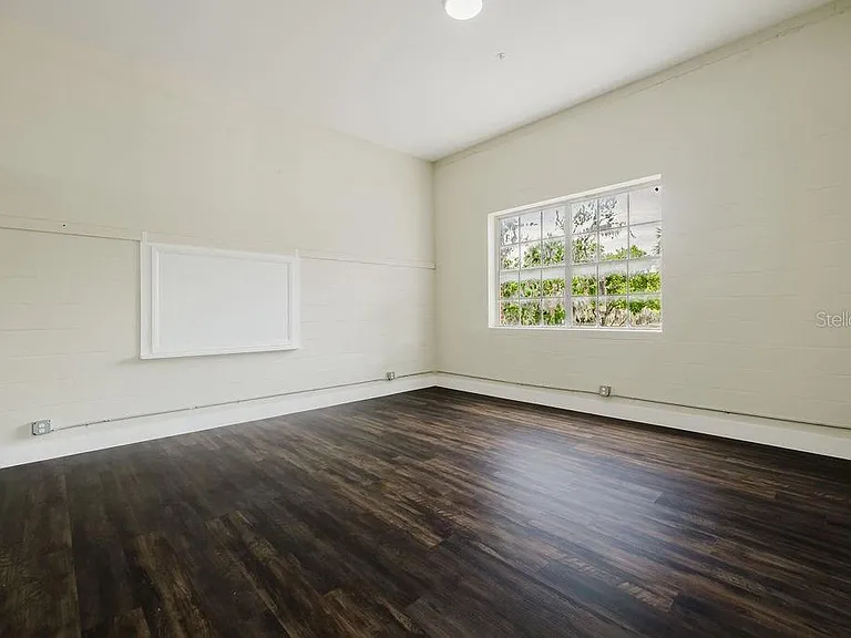 306 W Wisconsin Ave #209 — Photo 4