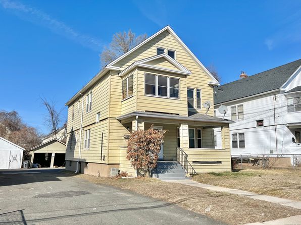 128-130 Branford St, Hartford, CT 06112