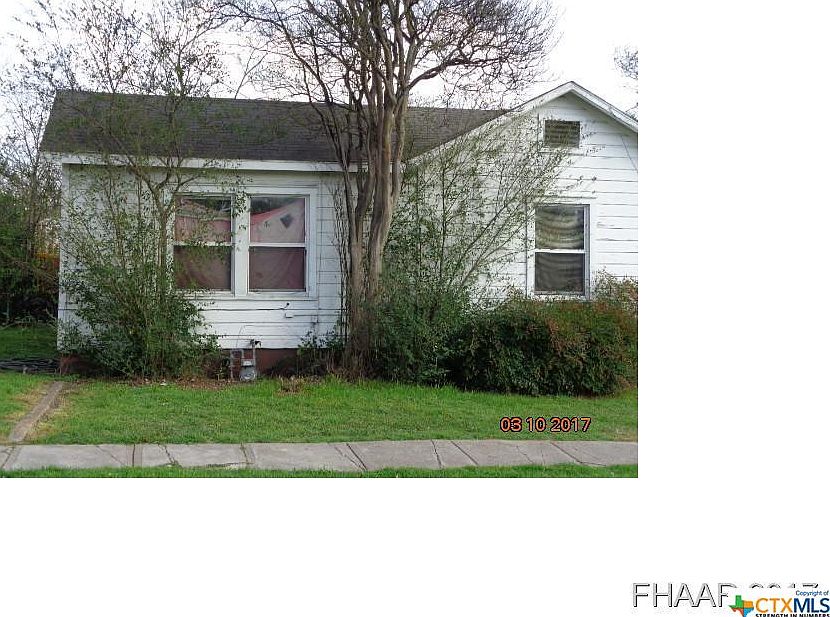 2nd image of 501 Brewster Ave