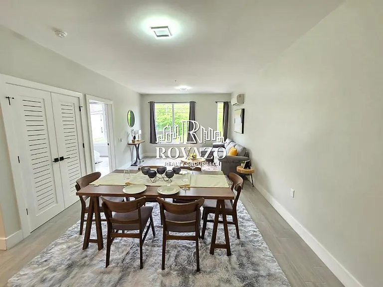 130-131 Ellis Ave #305 — Photo 8