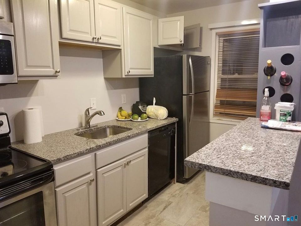 1st image of 19 Vine Hill Road