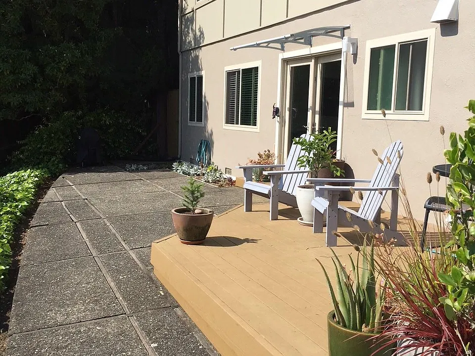Private Outdoor Deck and Entrance