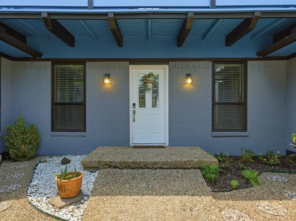 1613 Iroquois Dr, Garland, TX 75043