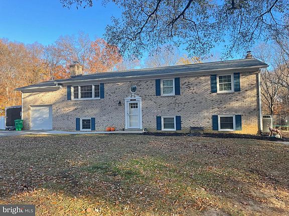 3rd image of 13710 S Springfield Rd