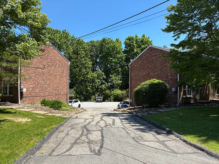 2567 Chamberlain Rd — Photo 5