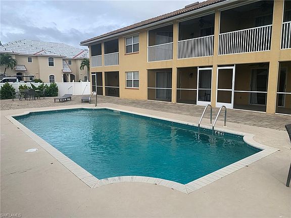 3rd image of 5420 Chiquita Blvd S APT B