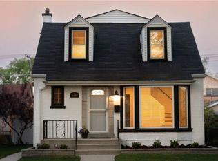 3241 N Plainfield Ave, Chicago, IL