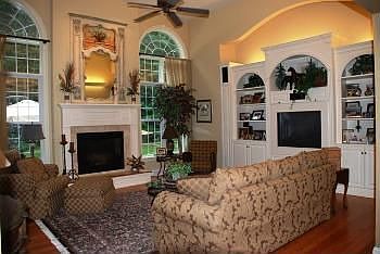 4th image of 5 Stony Brook Dr