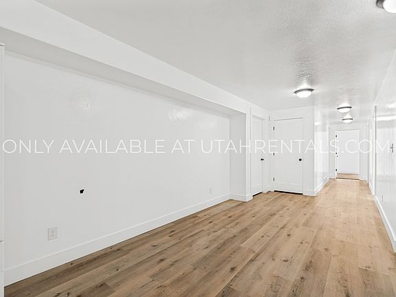 4th image of 1076 Bear Hollow Ln #Basement