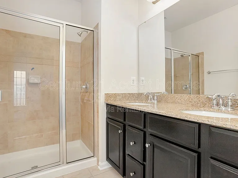 24676 Hutchinson Farm Dr — Photo 19