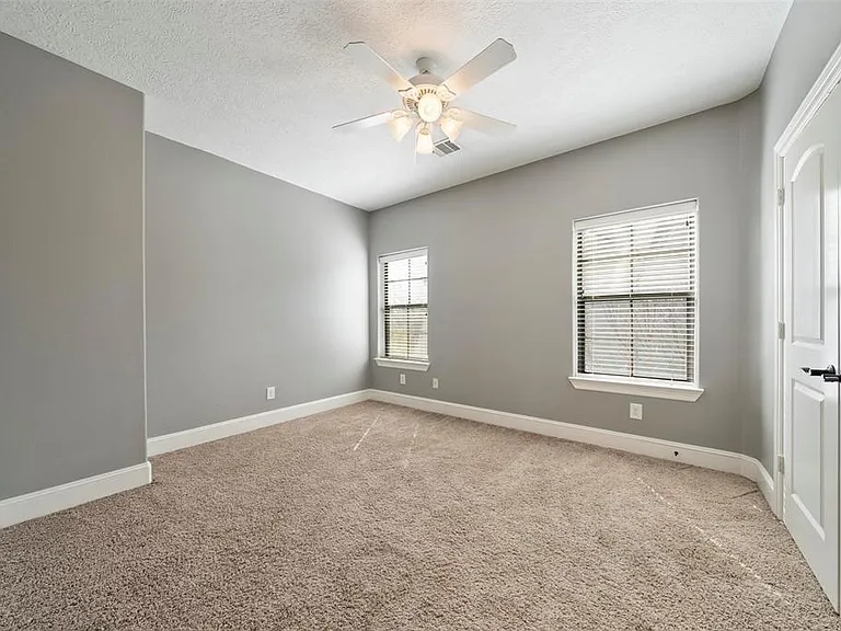 835 Garden Oaks Trce — Photo 13