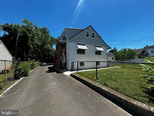 513 Cedar Ave Photo 1