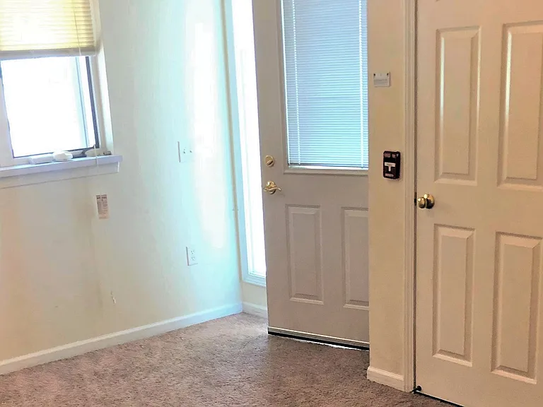 7606 Westward Way — Photo 7