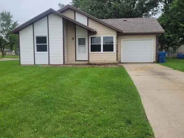 616 S 10th St, Gas City, IN 46933