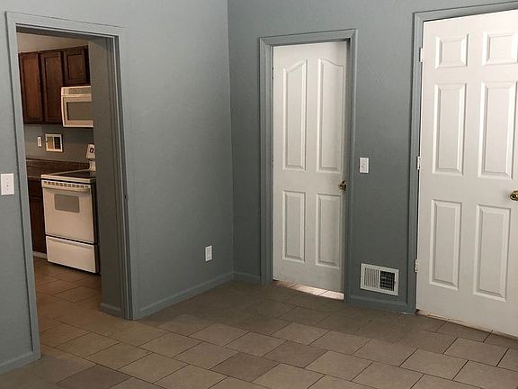4th image of 532 S 26th Ave APT 1