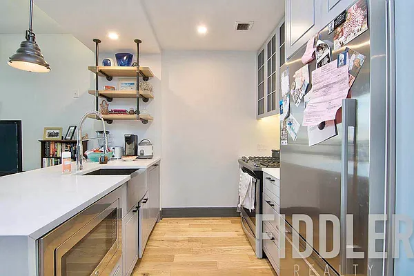 Rented by The KCI Group | media 79