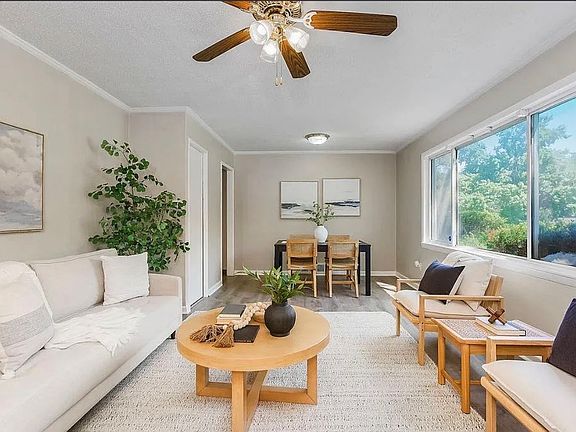 3rd image of 7952 Rainbow Dr