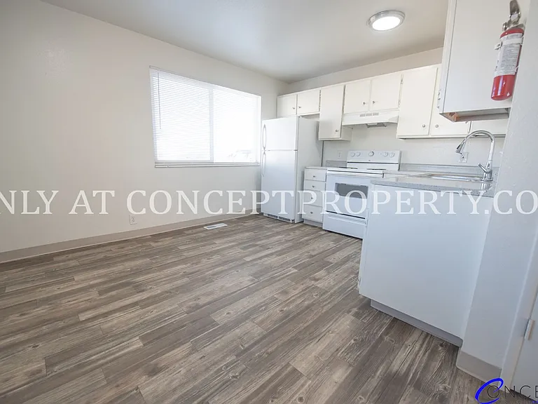 6660 S 1300 W — Photo 46
