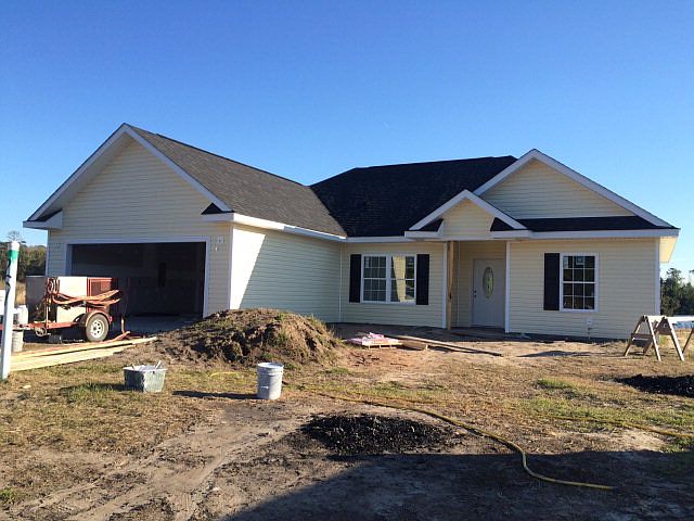 1st image of 113 Roswell Dr W