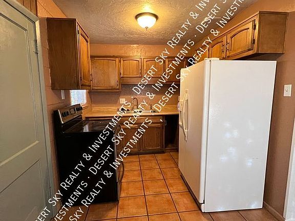 3rd image of 1125 Luna St Unit A