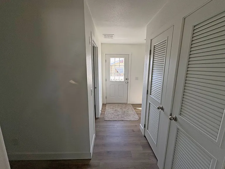 1700 State St #94 — Photo 24