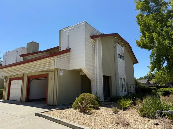 704 Winstead Ct, Sunnyvale, CA 94087
