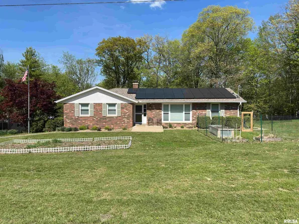 222 E North Lakeview Dr, East Peoria, IL 61611