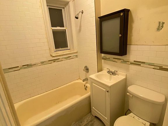 5th image of 2267 John F Kennedy Blvd APT 20