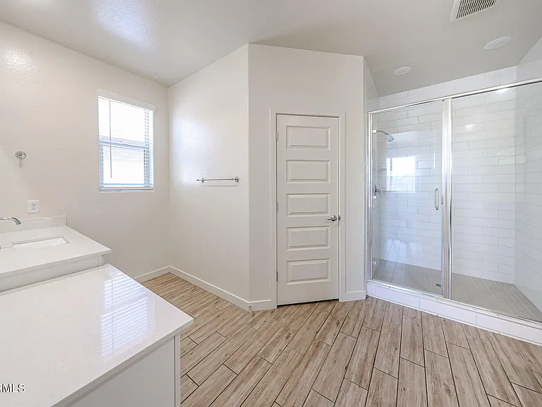 16739 W Sand Hills Rd — Photo 36