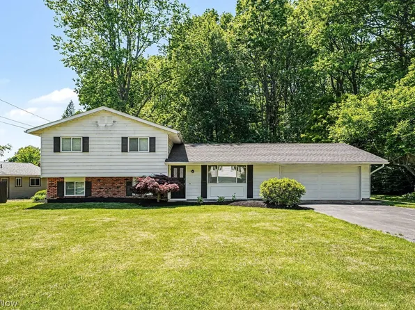 2178 Hamden St, Madison, OH 44057