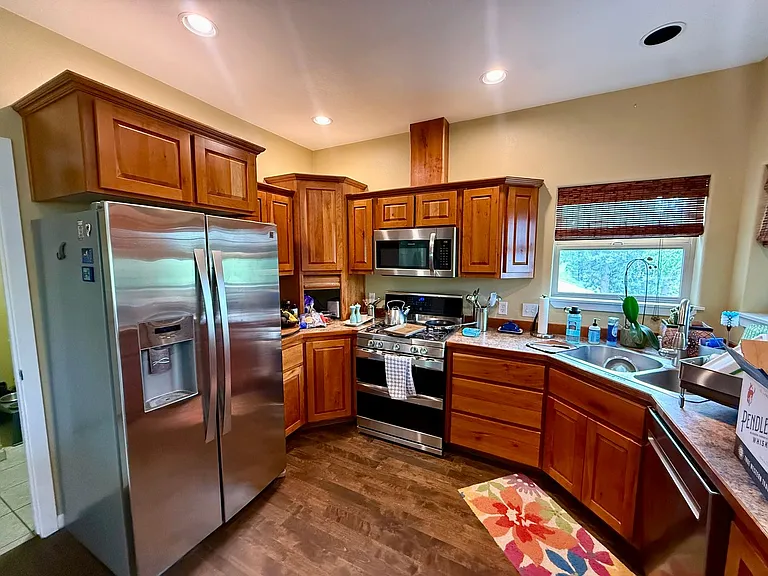 15284 Savik Ln — Photo 4