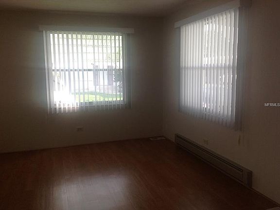 3rd image of 111 49th Ave W