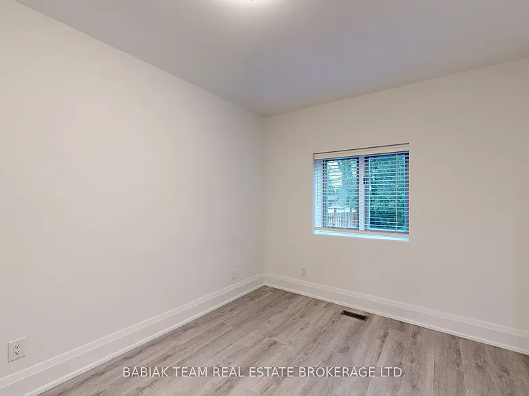 19 Grassmere Rd #MAIN — Photo 15