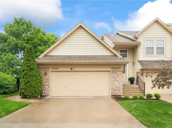 23435 W 89th Ter, Lenexa, KS 66227