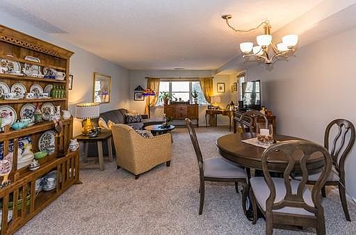 4th image of 24 Weatherly Dr Unit 2