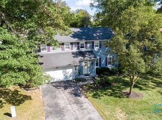 2448 Hampsford Cir, Toledo, OH 43617