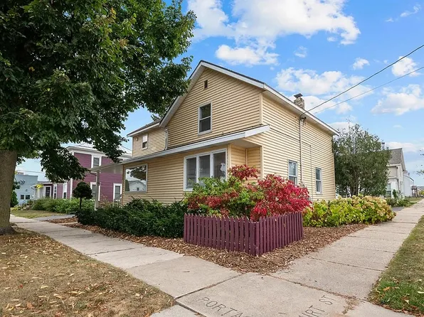 332 Pennsylvania St, Sturgeon Bay, WI 54235