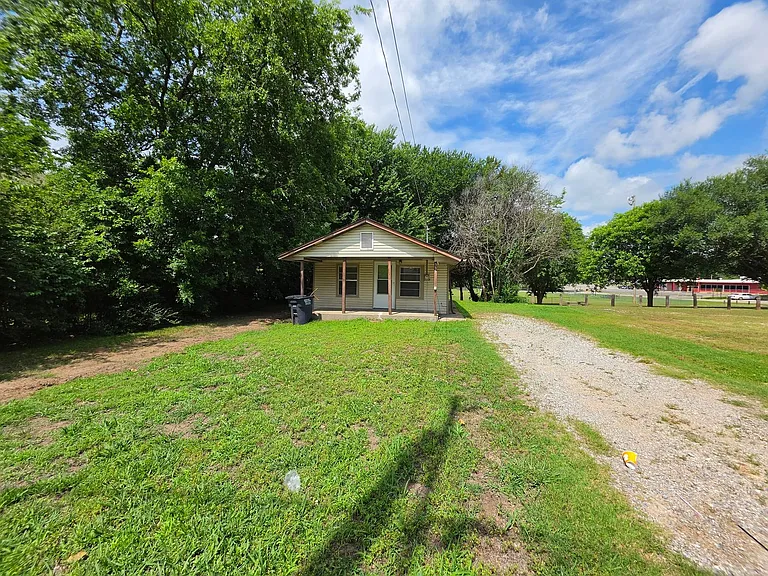 532 N Patchin Ave — Photo 7