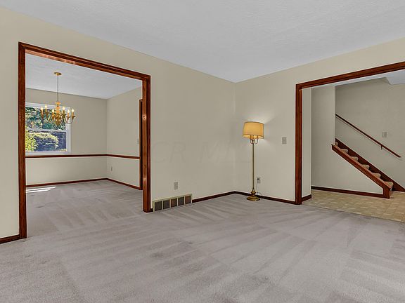 5th image of 13556 Falmouth Ave